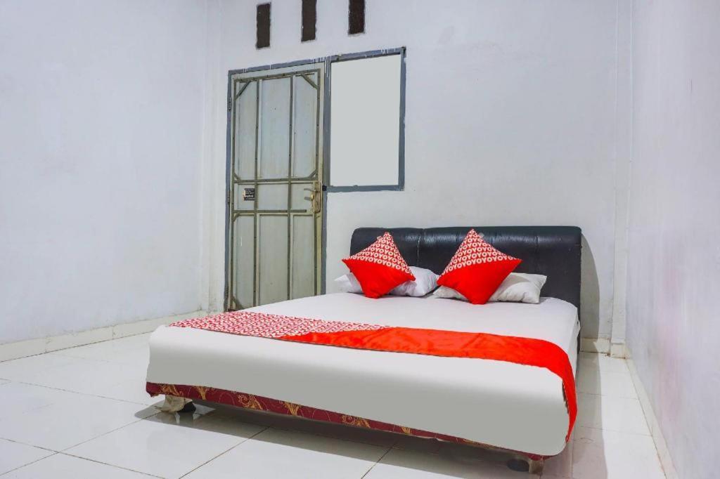 Oyo 91529 Elite 888 Hotel Makassar